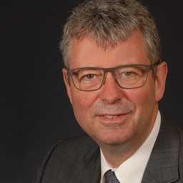 Dr. Thomas Netsch