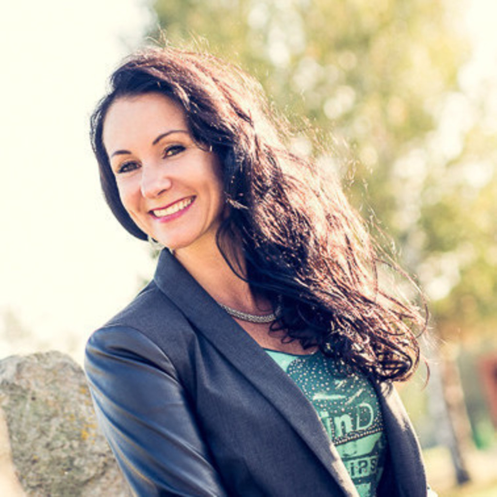 Jeannine Minikus Jeannine Minikus LIFE CHANGER