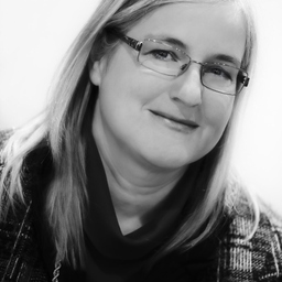 Dr. Eva Traeger
