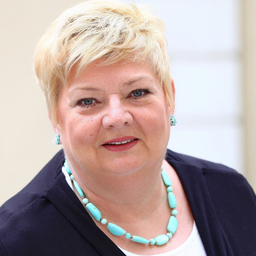 Vera Berndt