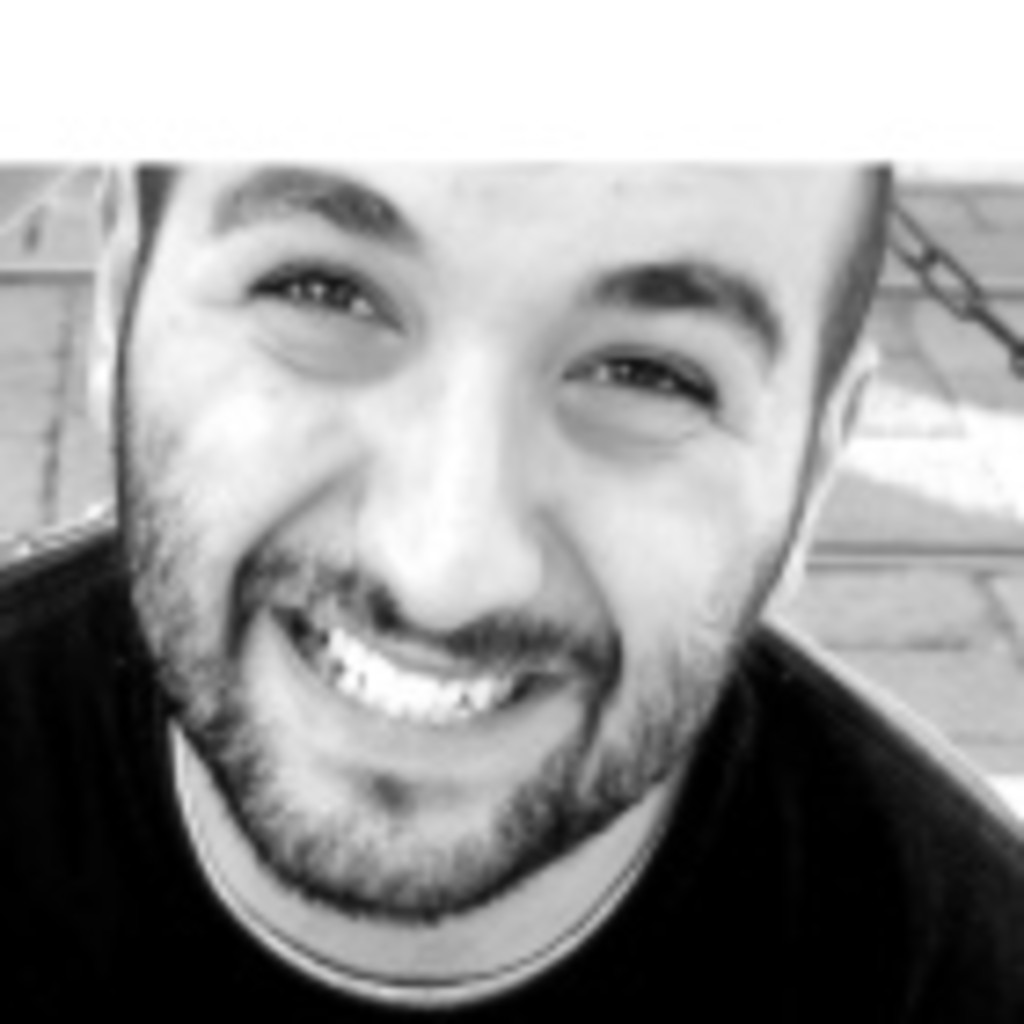 Dr. Claudio Mastroianni Community Manager Mondadori XING