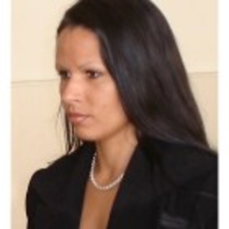 Dr. Barbara Császár