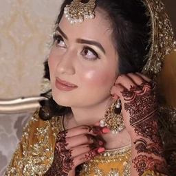 KOMAL Jadoon