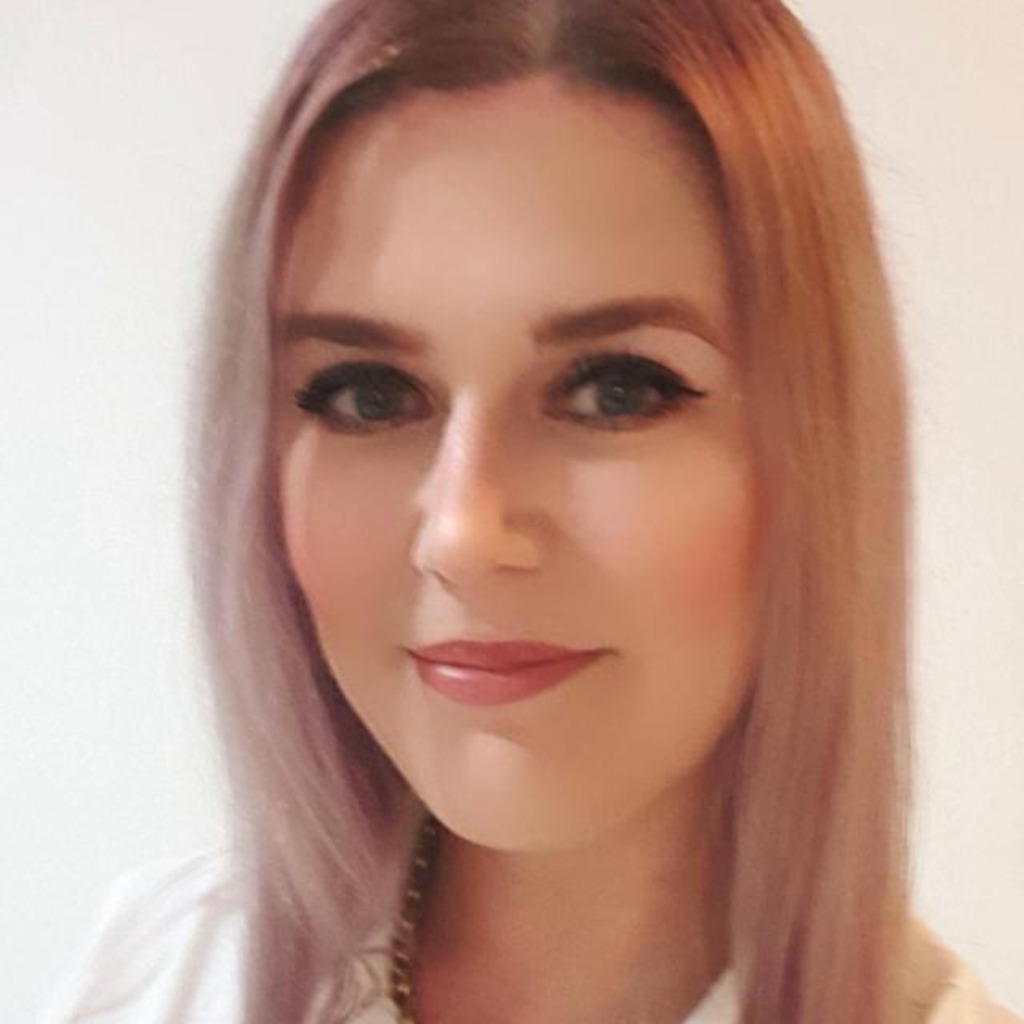 Valentina Zilinska Senior Recruitment Consultant HFG XING