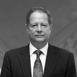 Dr. Ulrich Döpke