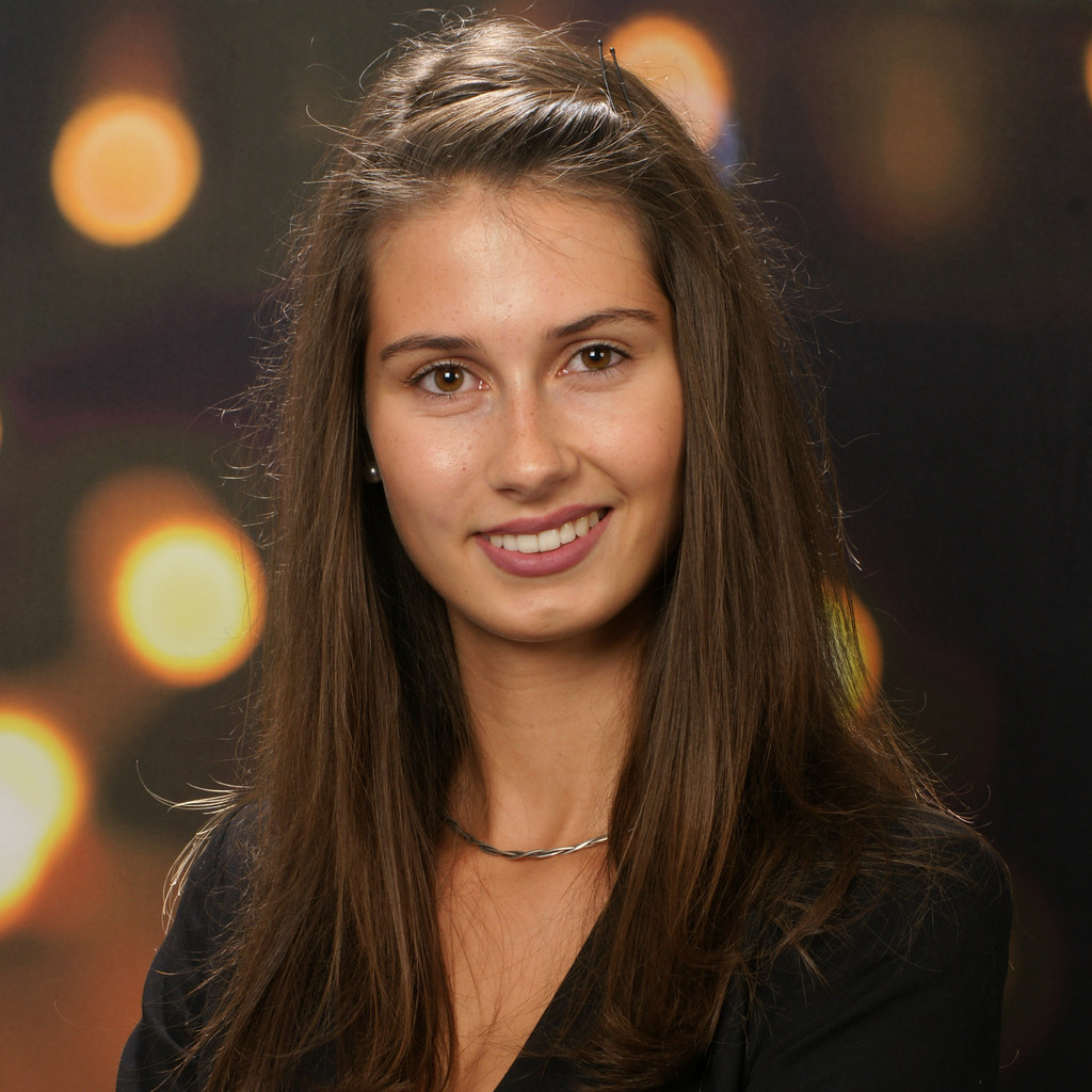 Danja Blömer Group Manager Activation Social OMD Germany GmbH XING