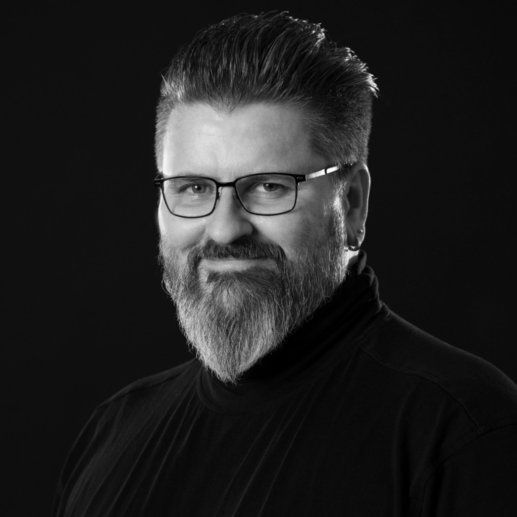 Marco Menzel Systemadministrator Aprixon Information Services GmbH