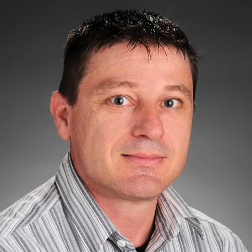 René Aeberhard Innendekorteur Sattler BLS AG XING