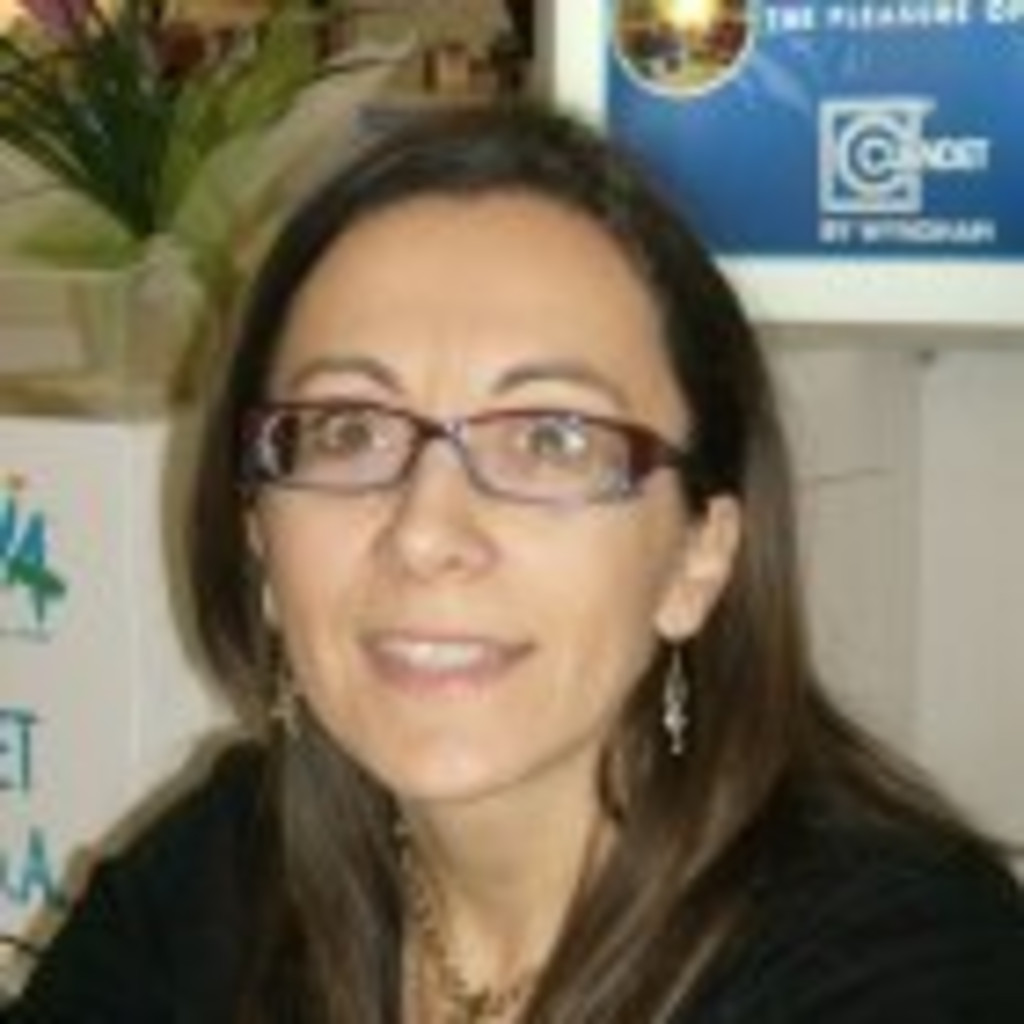 Cecilia Morrocchesi Indirect Channel Marketing & Sales manager