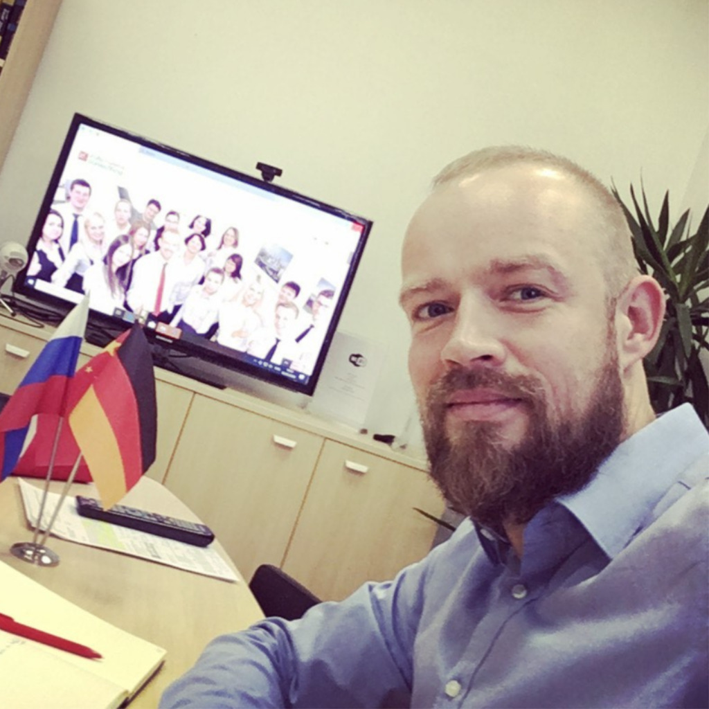 Philipp Rowe CEO Rufil Russia Consulting XING