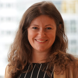 Franziska König