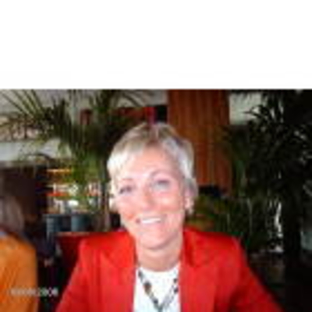 Martina Czaak Verkaufsleiterin Sixt Autovermietung GesmbH XING