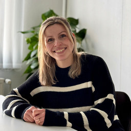 Julia Hoppe