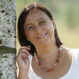 Clea Nuss-Troles