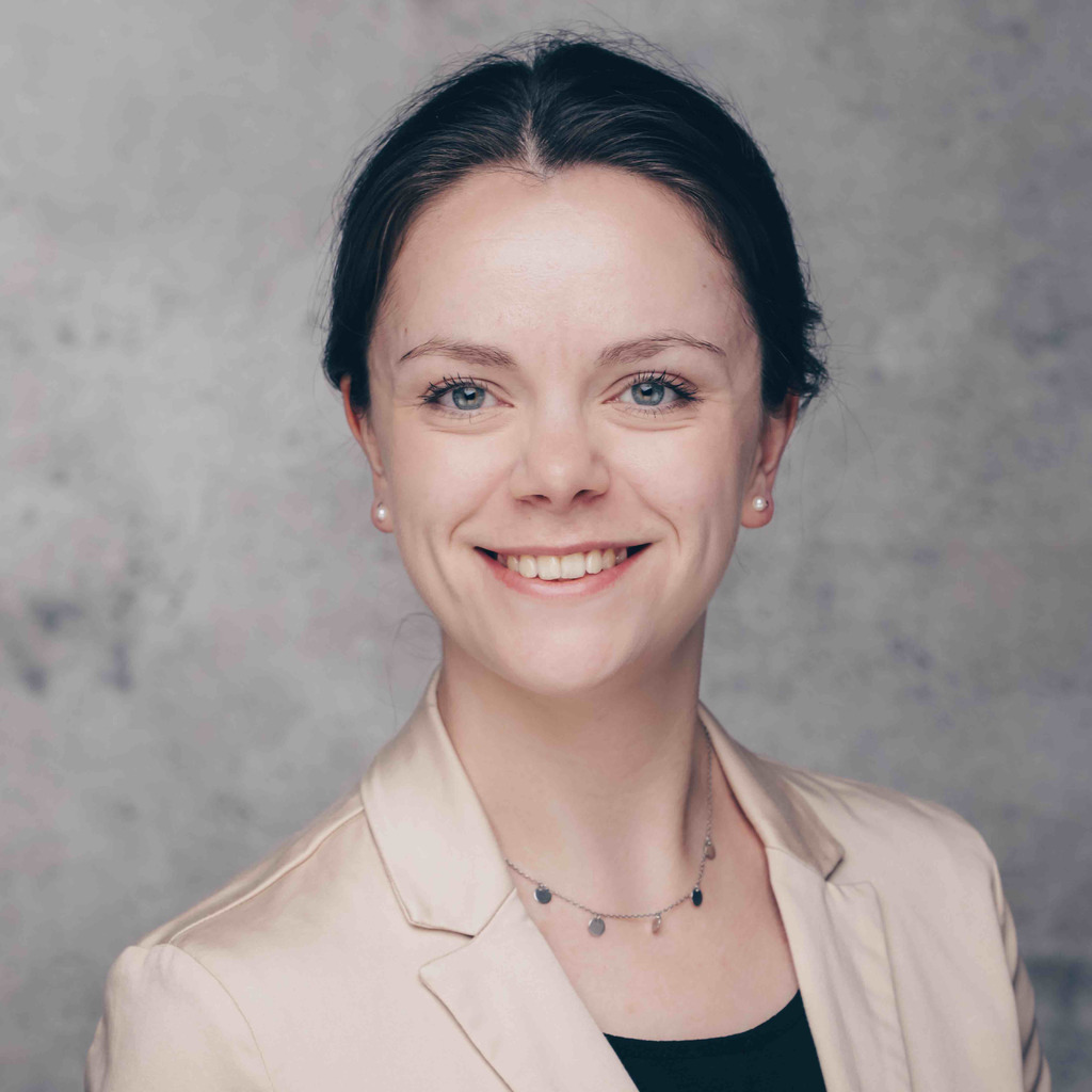 Silvie Popp - Junior Consultant - HPP Harnischfeger, Pietsch & Partner