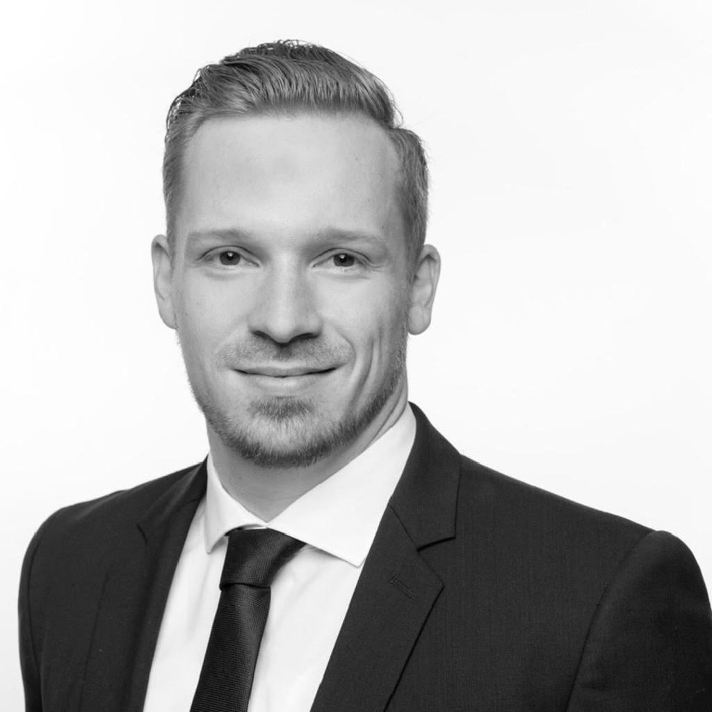 Alexander Schumann Senior Manager SAP Planning & Reporting MHP