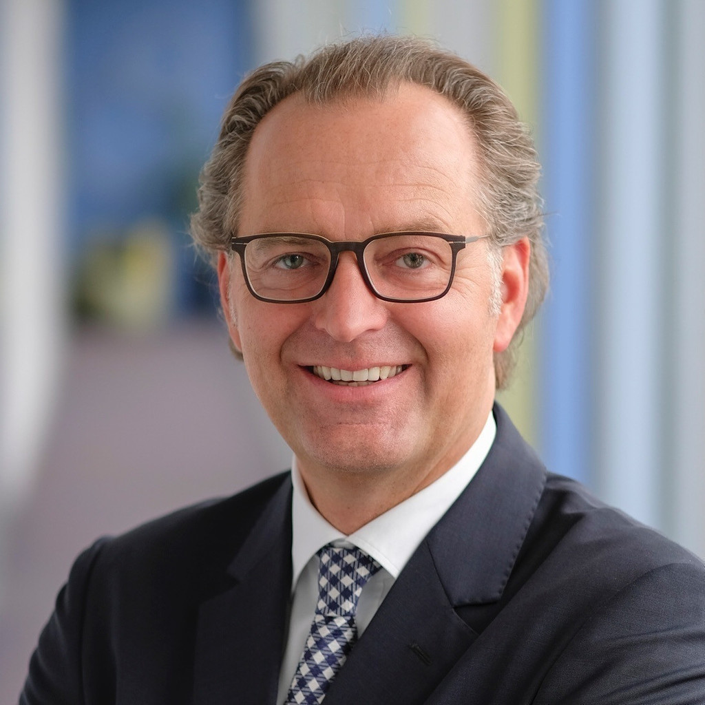 Bernhard Ismann - Generalbevollmächtigter - akf bank GmbH ...