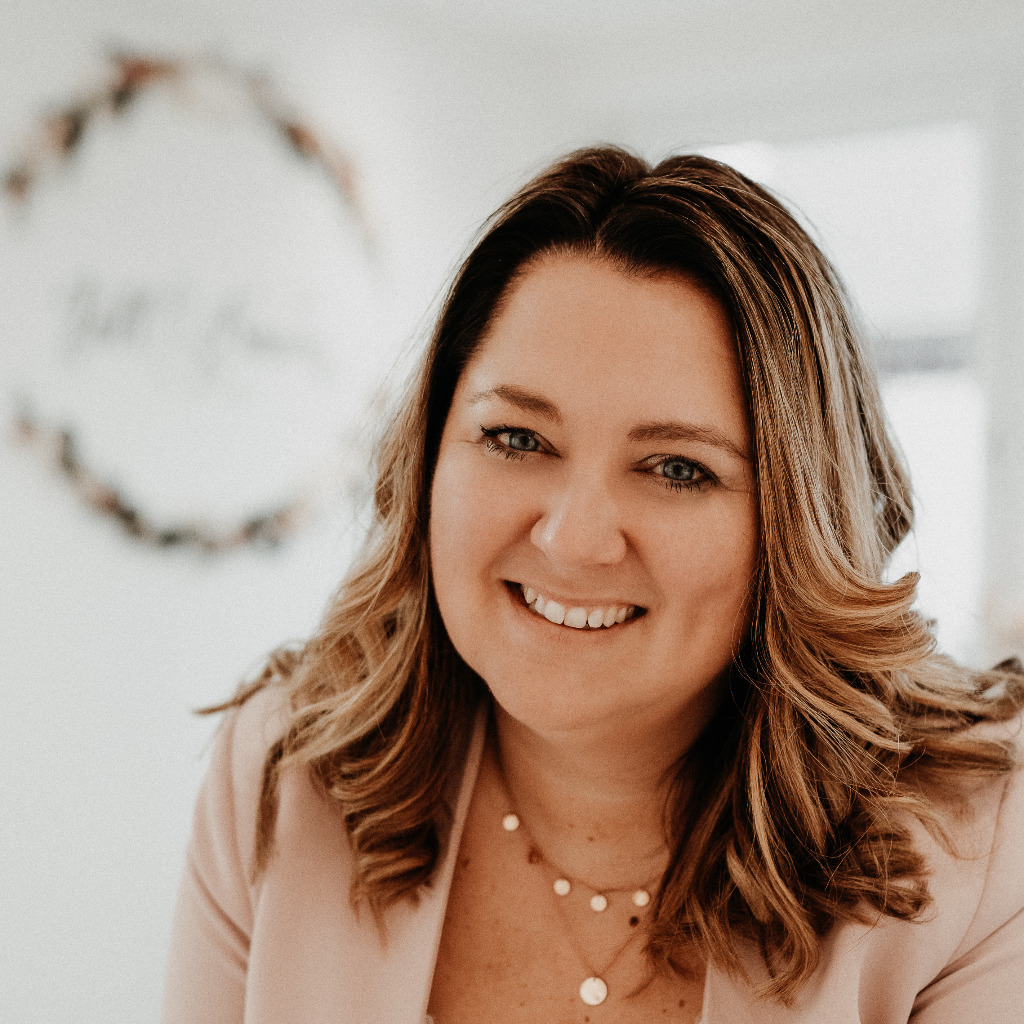 Kathrin Kellner Geschäftsführerin Tüll & Träume Brautmoden XING