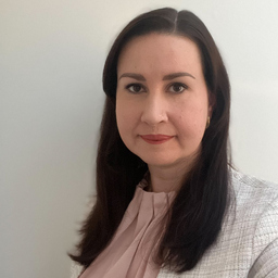 Dr. Adriana Michels