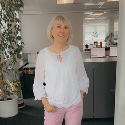 Petra Riedmueller