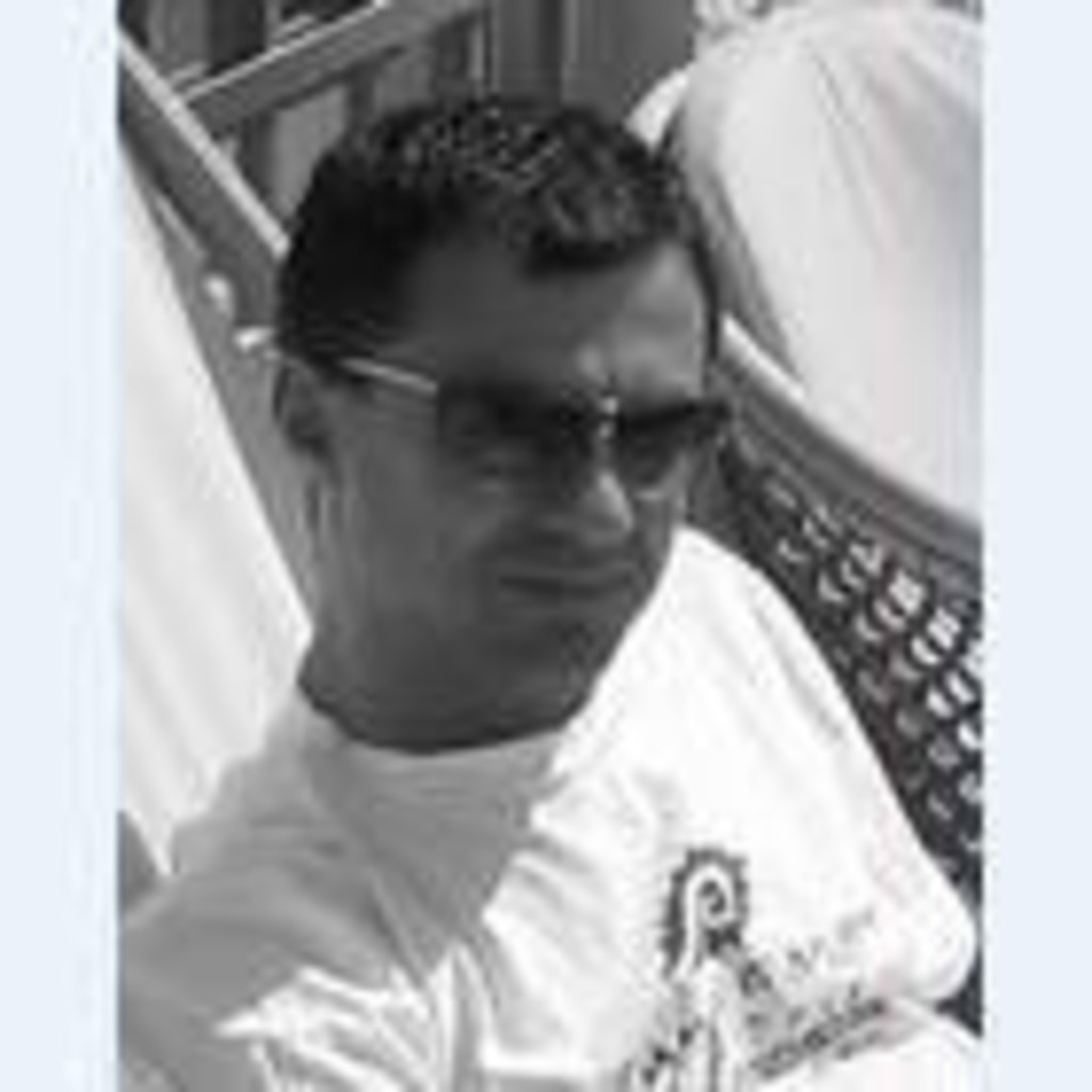 Michael Wilding Manager CRM AG&Co.KG XING