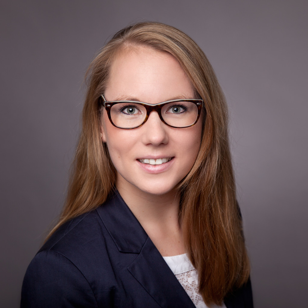 Natalie Brönner Volljuristin * XING