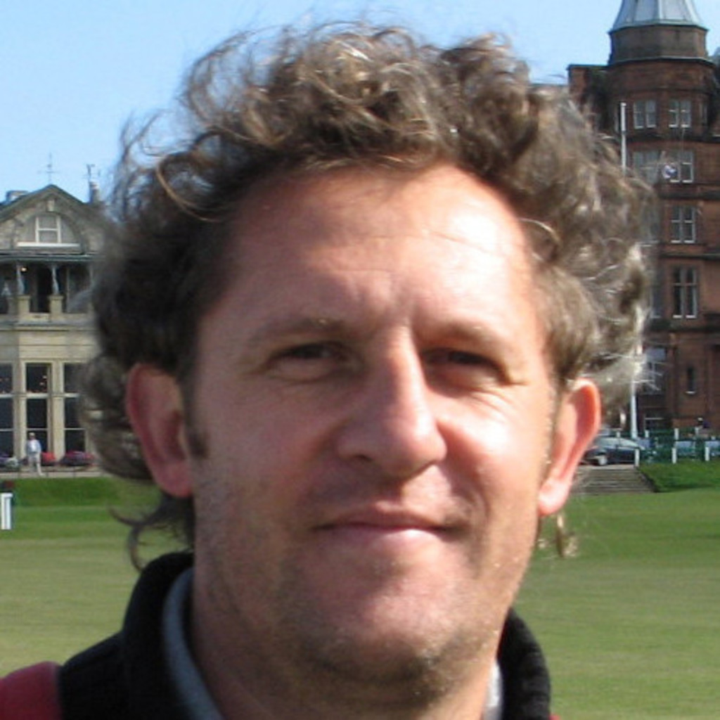 Robert Fuchs Head of Integration Management & Data Exchange ZF