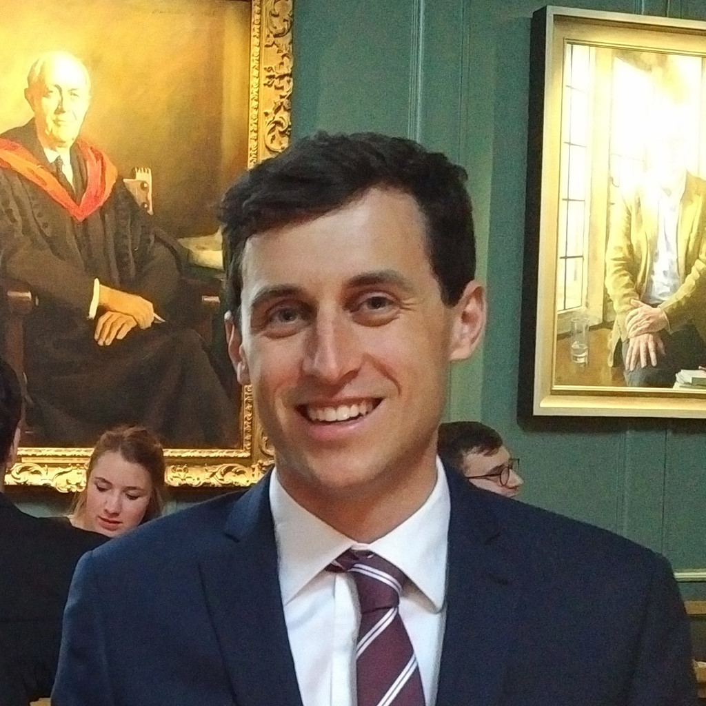 Luke Power Financial Analyst Ciesco Group XING