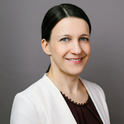 Dr. Kristin Papp