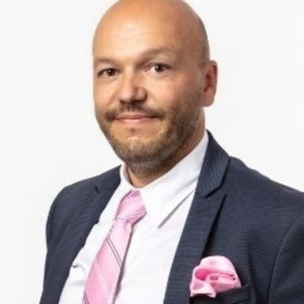 Luca Santoro Senior Letting Advisor immoveris ag XING