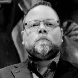 Florian Schiller
