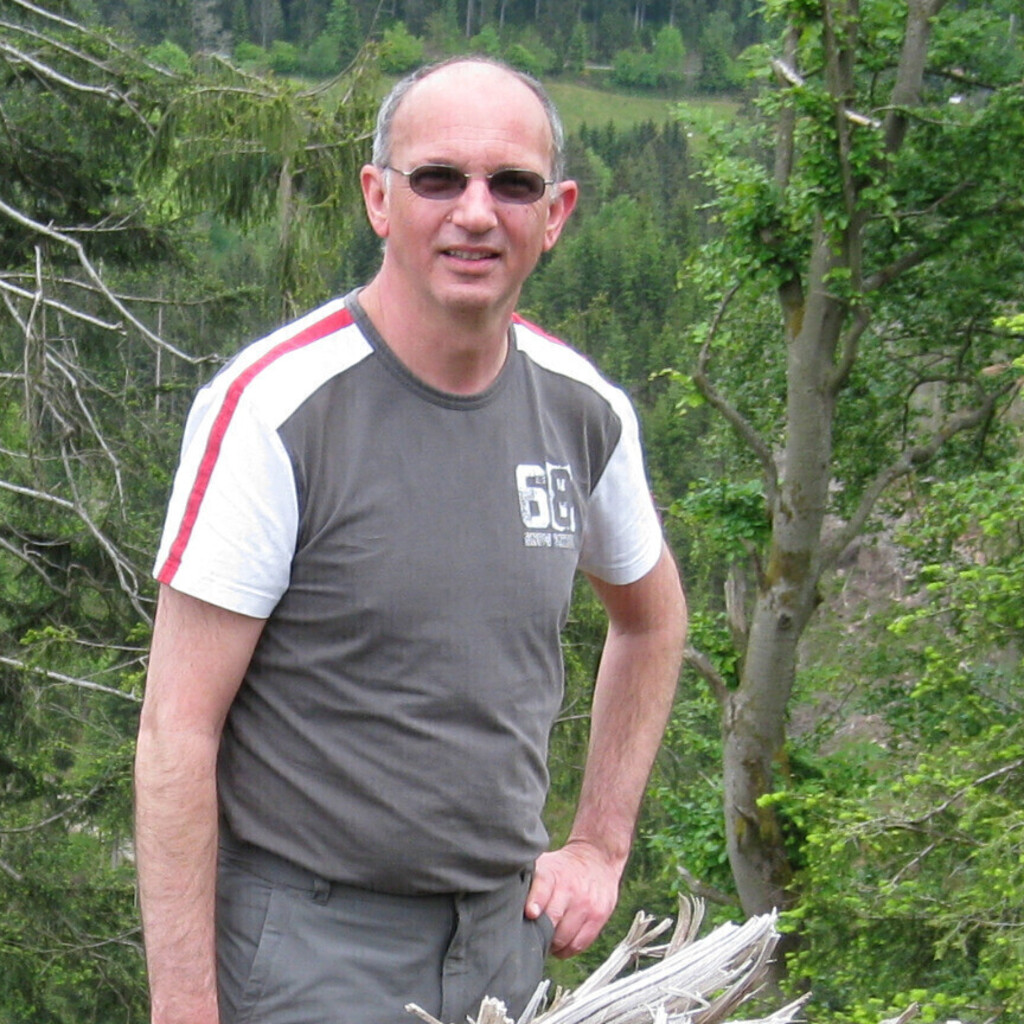 Bernhard Schmidt Selbständigerwerbender CNCBearbeitung Bernhard