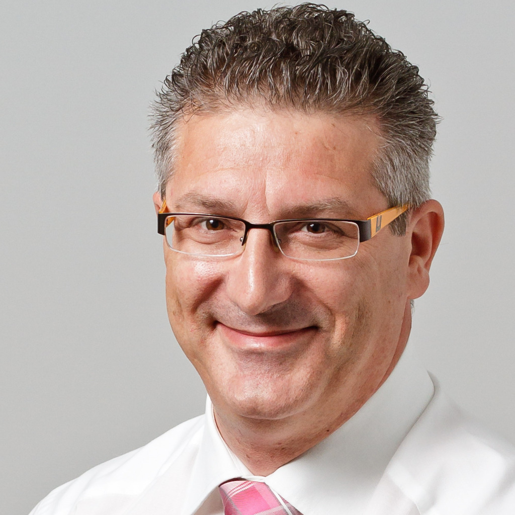 Dipl.Ing. Domenico Carapezza Key Account Manager S&T Deutschland