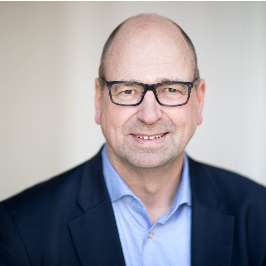 Dipl.Ing. Klaus Schmitz Geschäftsführender Gesellschafter PGH