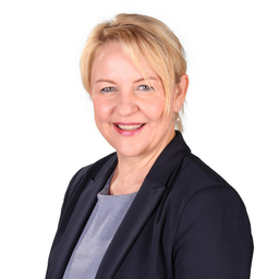 Karin Fischer