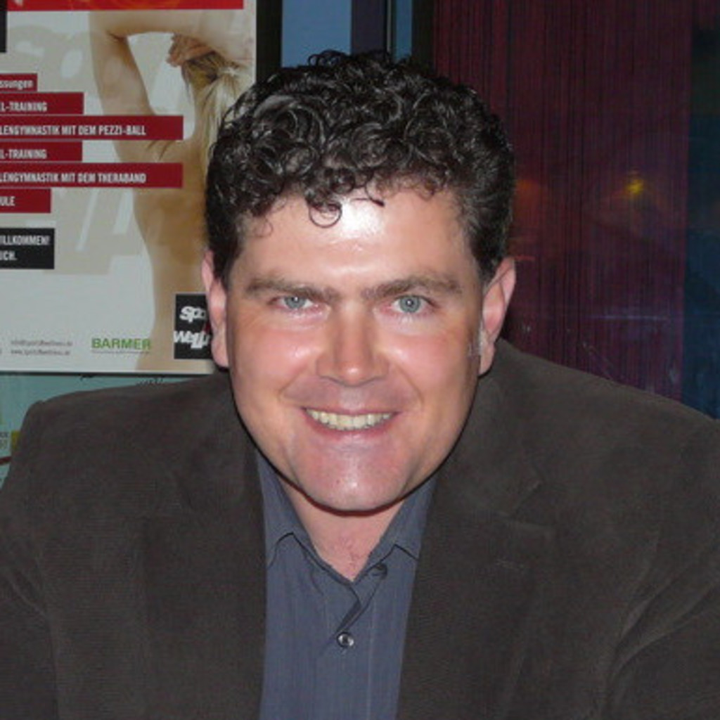 Stephan Thomeczek International Sales Manager Radio Systems