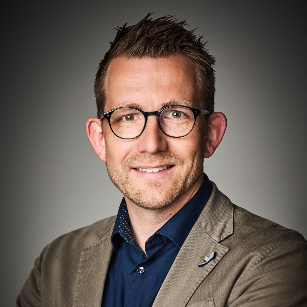 Dirk Lindenthal - Key Account Director Kaffee &amp; Schokoladen - Nestlé ...