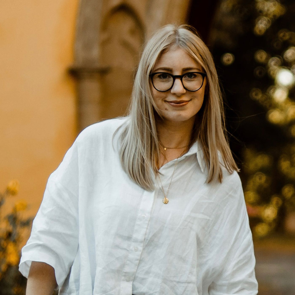 Elisa Bergner - Mitarbeiterin Vertriebsinnendienst - Münzing Micro