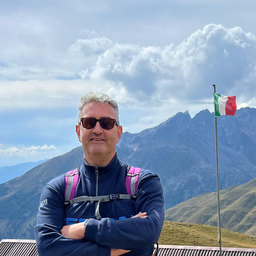 Dr. Federico Benevolo