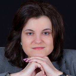 Mag. Adrienn Toth