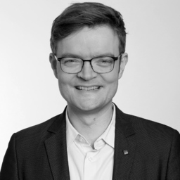Helge Carstens