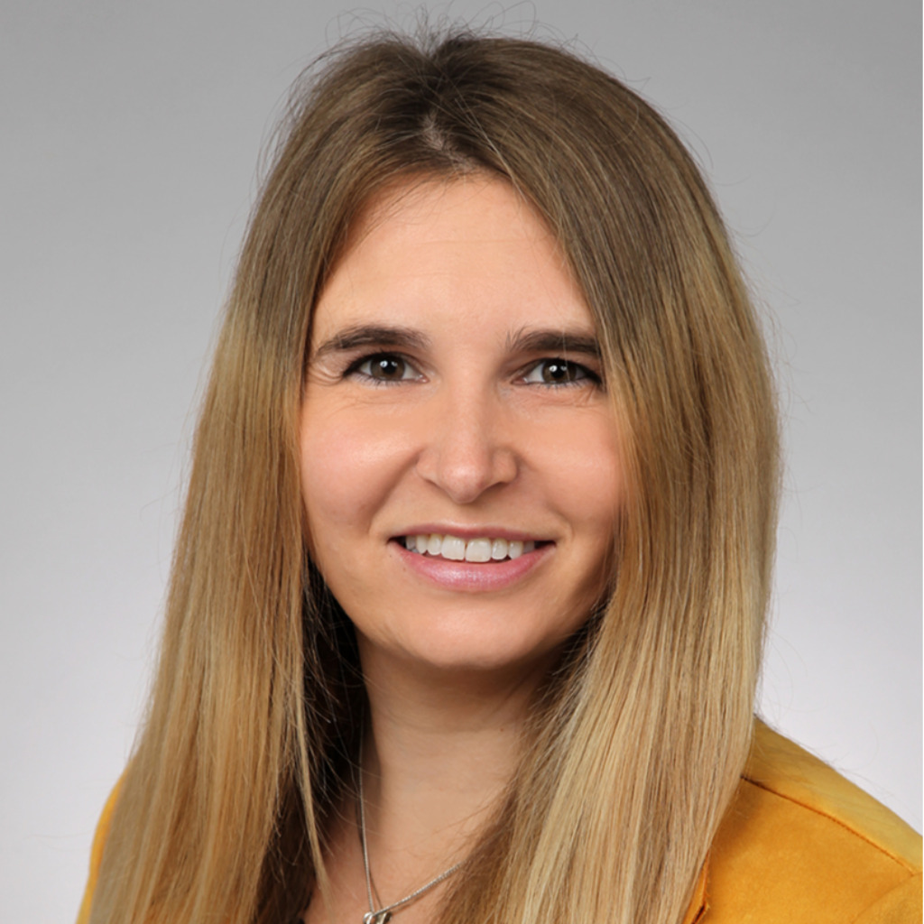 Stefanie Brunner Flugbegleiterin Swiss International Air Lines XING