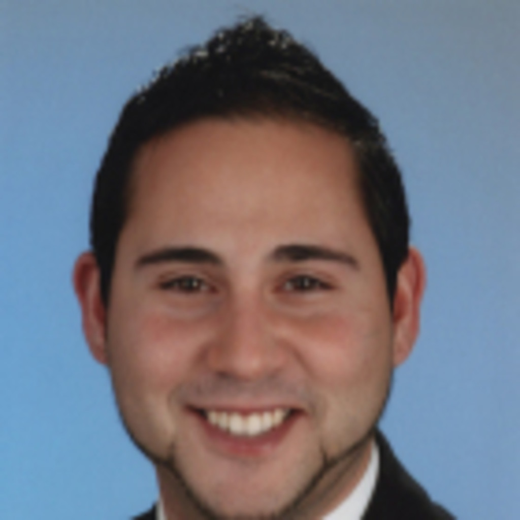 Fabrizio Falcone Regionalgeschäftsstellenleiter für Deutsche