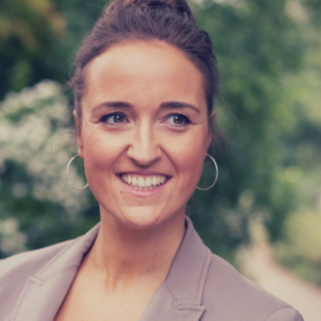Anja Hafer - Assistant Human Resources - Quirin Privatbank AG | XING