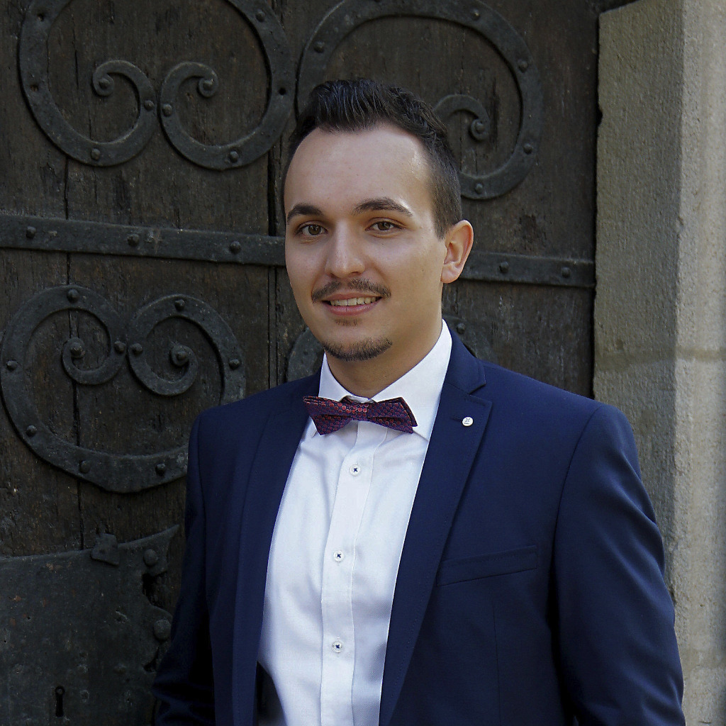 Philipp Katz Expert Aviation Charges & Contracts Flughafen