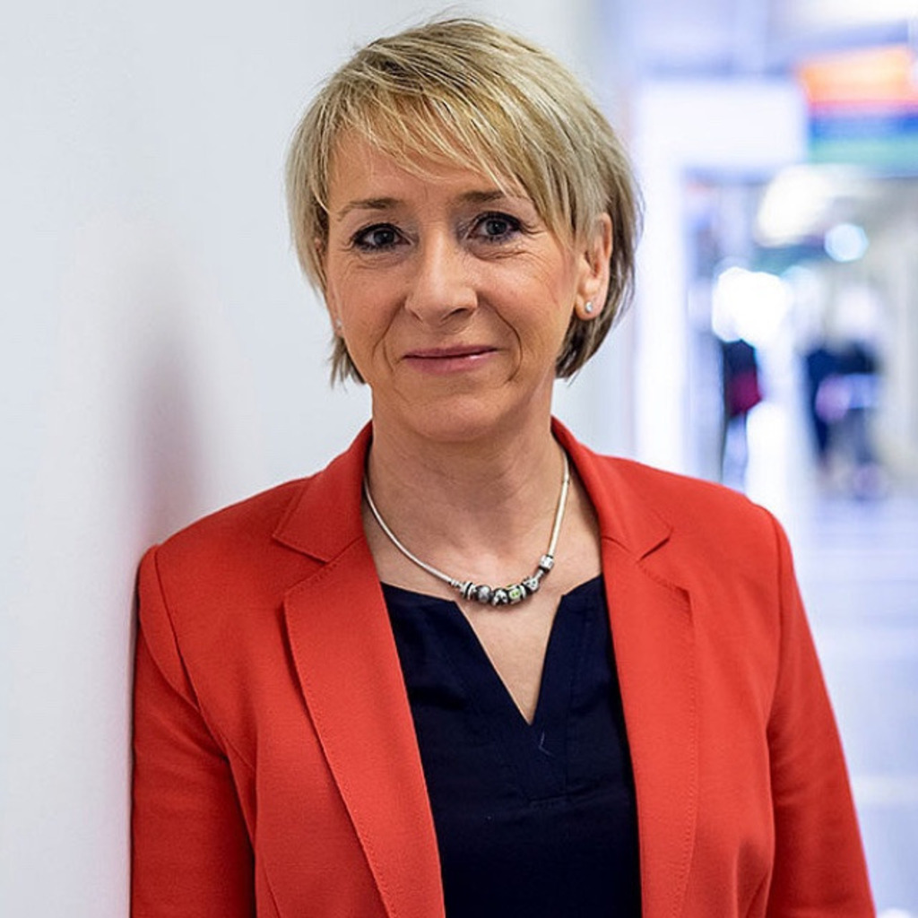 Armbroester in der Personensuche von Das Telefonbuch