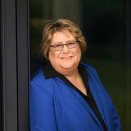 Dr. Regina Mertens