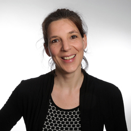 Dr. Sonja Calvus