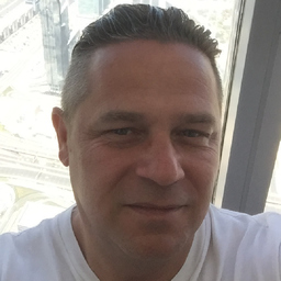 Holger Schott