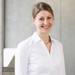 Dr. Bettina Barisch-Fritz